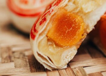 Nguyên liệu làm bánh pía nhân đậu xanh 2 trứng