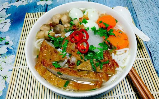 Bánh canh chả cá - Món ăn ngon tại Bình Thuận