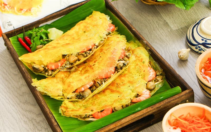 Bánh xèo hến - 10 món ăn ngon Vĩnh Long