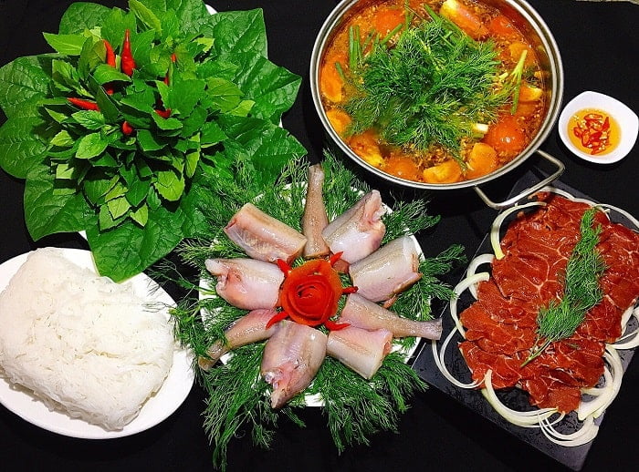 Lẩu cá khoai - 10 món ăn ngon Quảng Bình