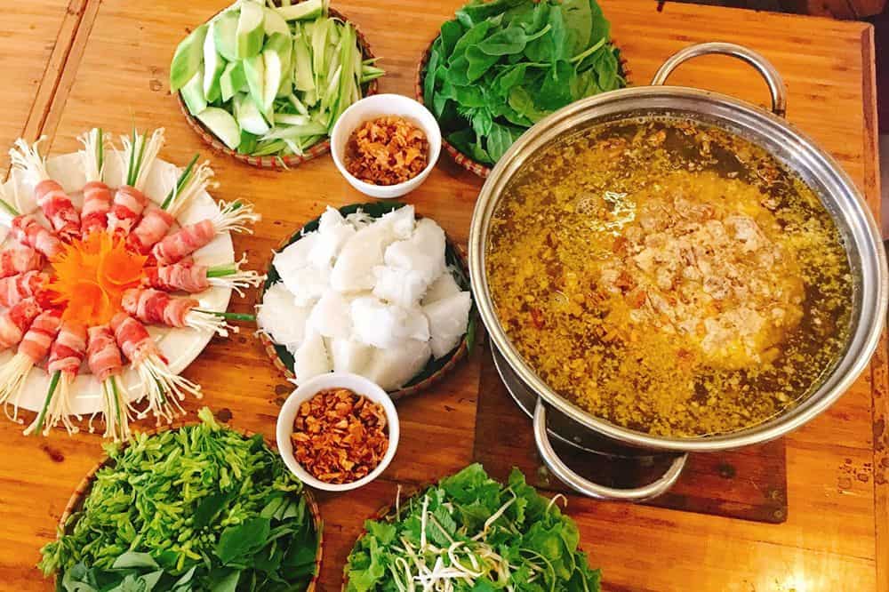 Lẩu cua đồng - 10 món ăn ngon Vĩnh Long