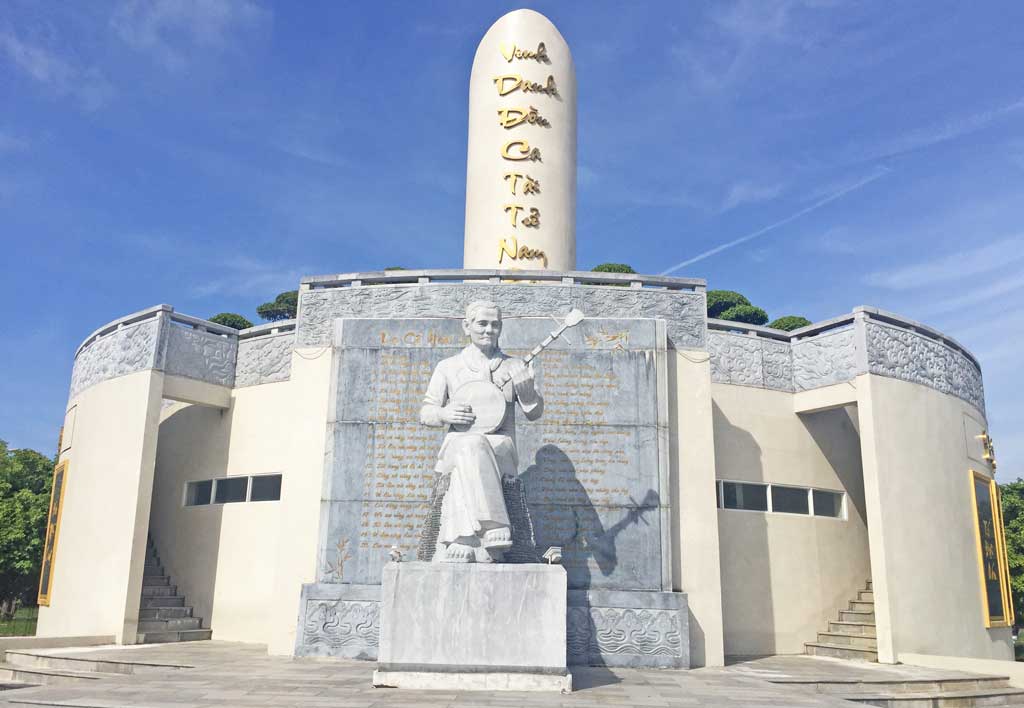 Khu tưởng niệm nhạc sĩ Cao Văn Lầu