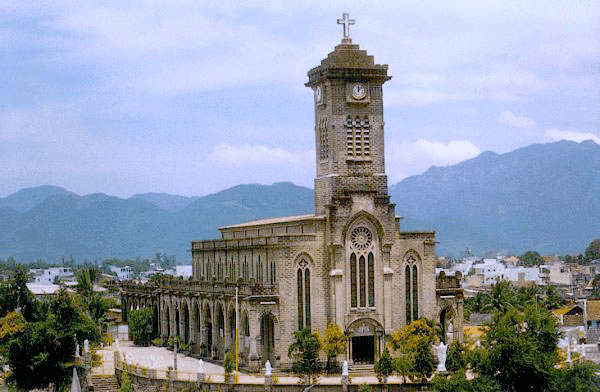 Nhà thờ Núi